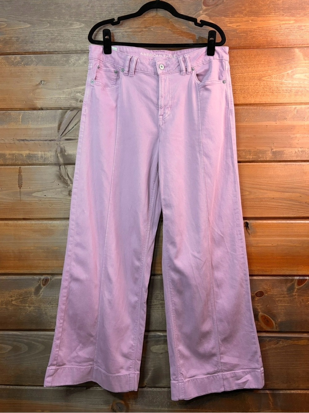 American Eagle Outfitters Dusty Pink Wide Leg Jeans Size 10 Short 💕